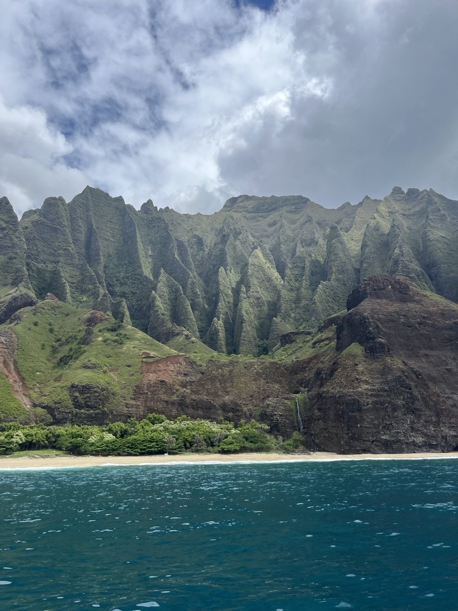 Die Klippen der Nāpali Coast auf Kauaʻi
