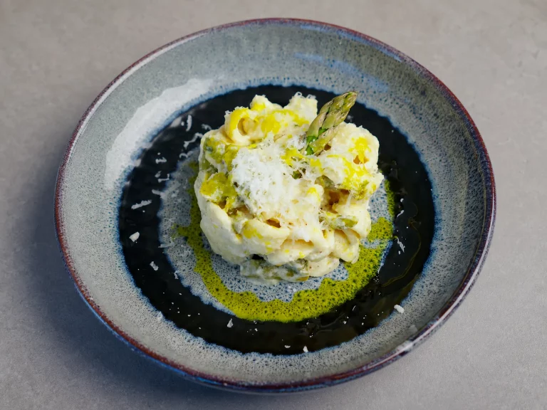 Cremige Spargel-Orecchiette
